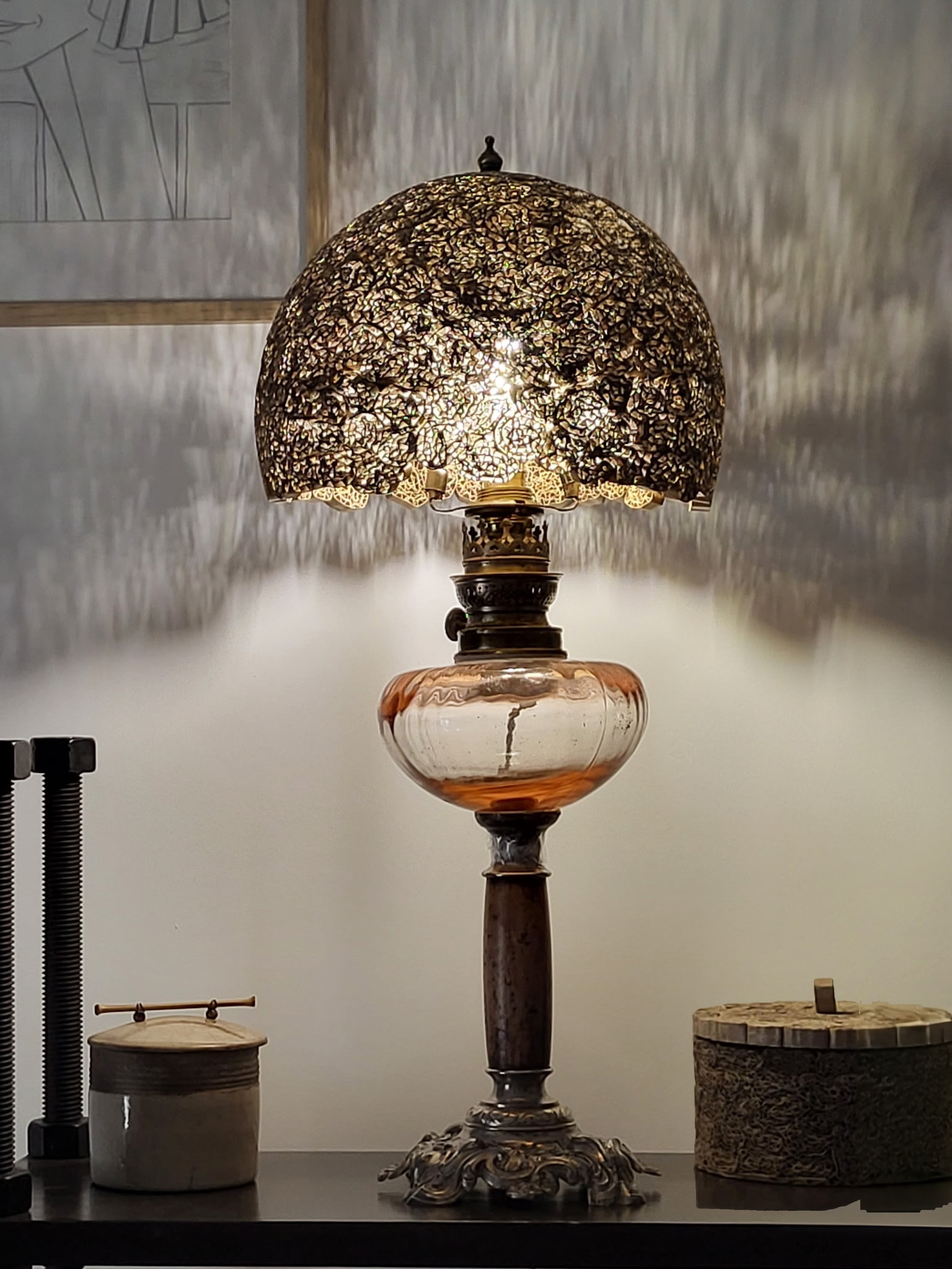 ABAT JOUR SUR LAMPE ANCIENNE